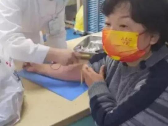 迷失之城|杜新枝住院是装的？堂嫂拍视频不让她露脸，疑联手道德绑架姚威