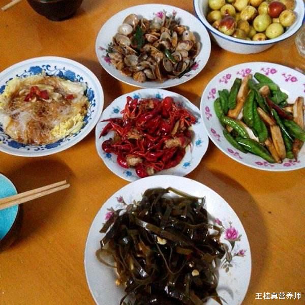 脾胃|晚餐决定体型,坚持不吃晚餐的人,除了体重下降,5个结局会出现