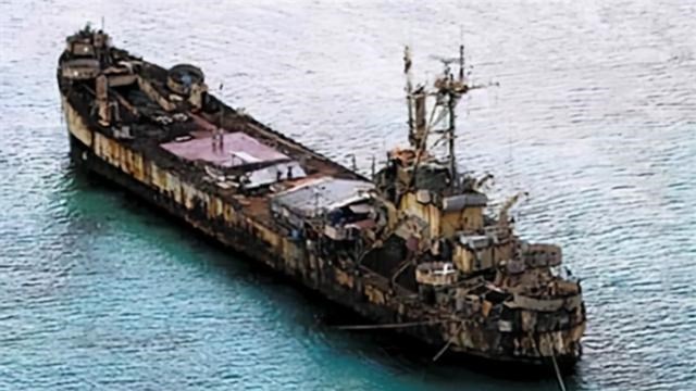 菲律宾|赖在仁爱礁22年的菲律宾海军：住着破船，靠发电机做饭，风吹雨打