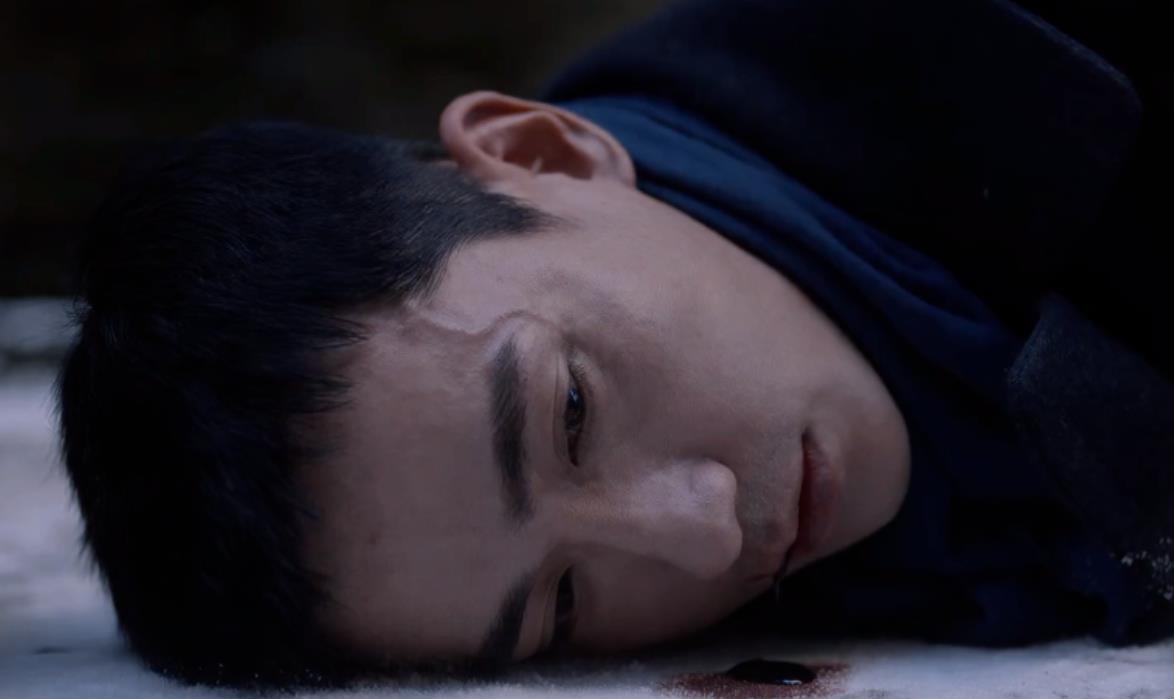 寸头|《叛逆者》收视口碑双丰收，朱一龙寸头圆润，自曝为拍戏两天没睡