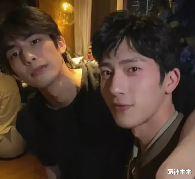 肖战|2021年流量局势跌宕起伏：肖战持续顶流，双男主迅速“熄火”