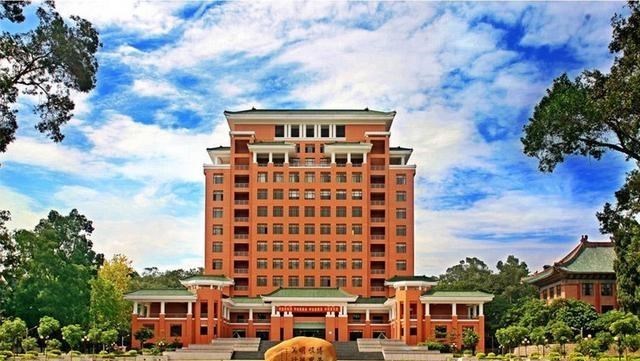 月月读唐诗|华南理工大学的这些专业很“豪横”，毕业应聘时可以“横着走”