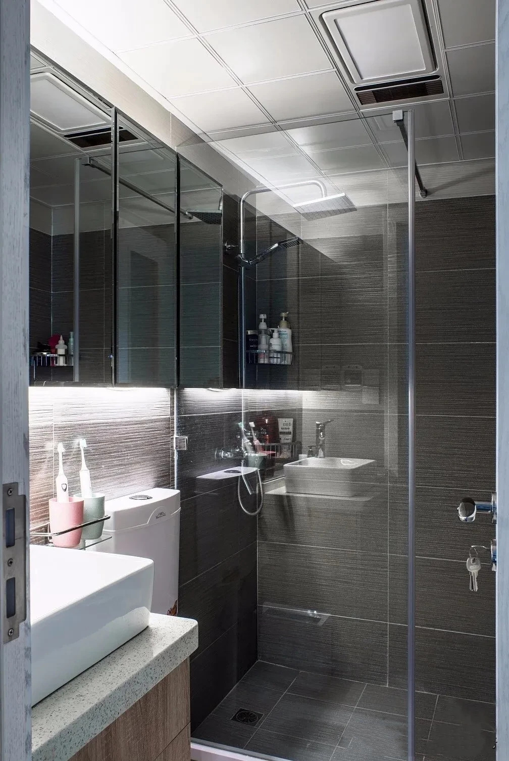 90平米的美式风新房,厨房的设计第一次见,实用又美观