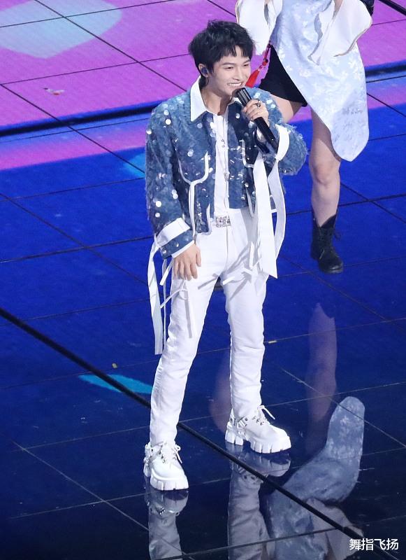 中国好声音|《中国好声音》诞生了不少冠军，十年展望，只有他没得名次却比谁都强