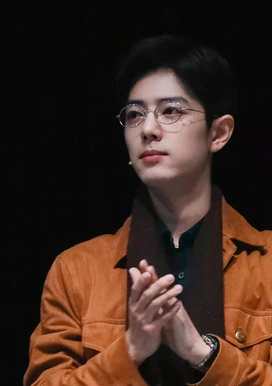 |没点真功夫，怎敢登上台！肖战带着一份幸运，承载着业内的期待