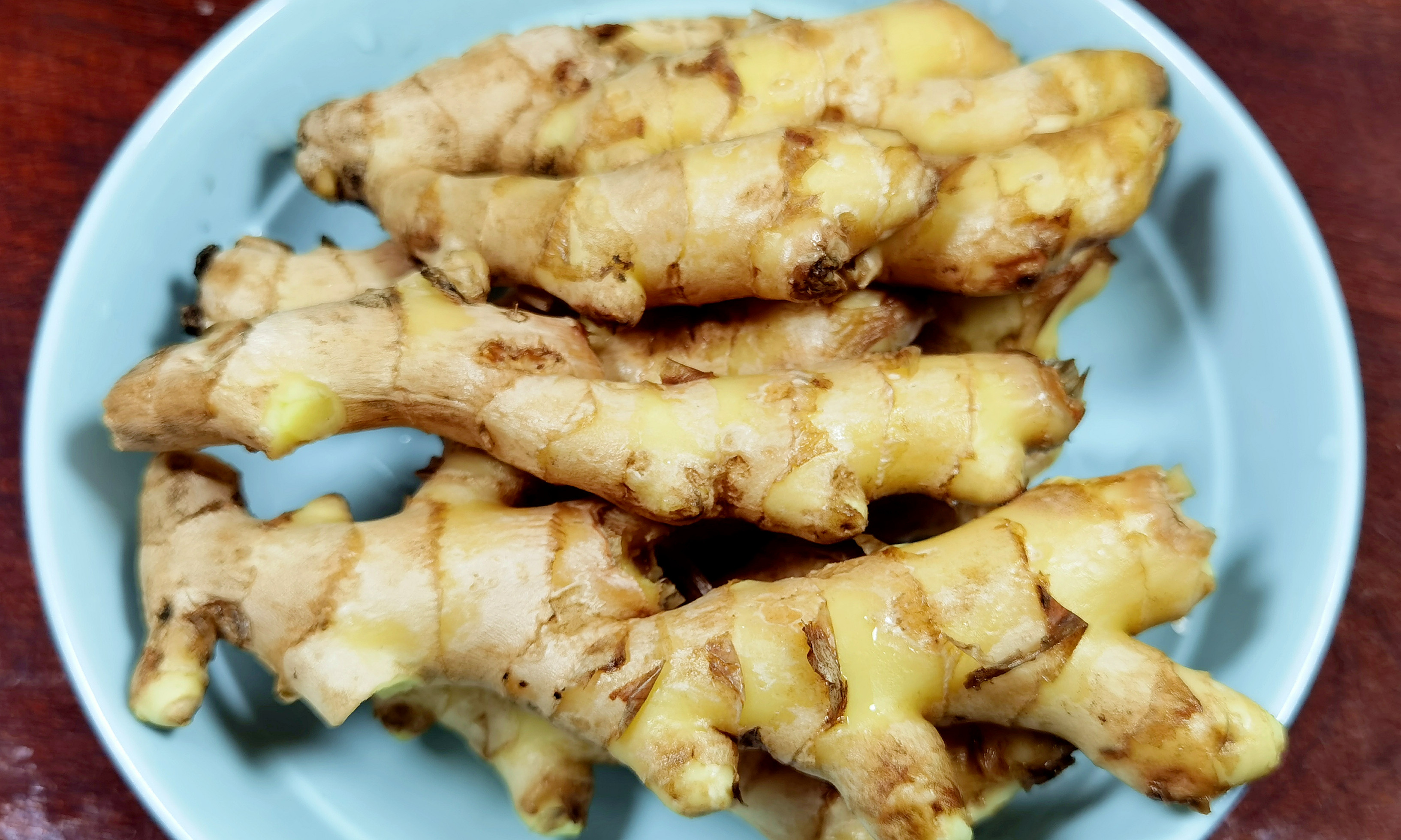 驱寒|冬季,遇到这食材别手软,营养极高,每天吃3片,精神饱满过寒冬