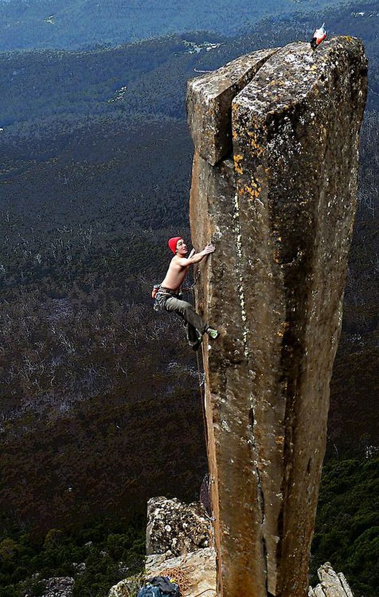 |寒冬阀竿江河垂钓翘嘴