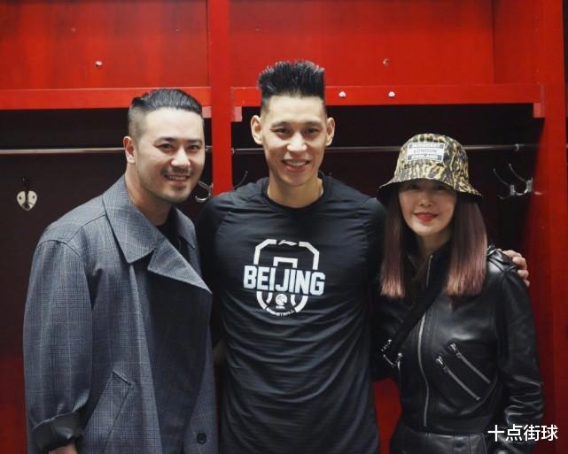 金·卡戴珊|金卡戴珊与坎耶离婚后，复杂情史被曝光，能震碎大众三观