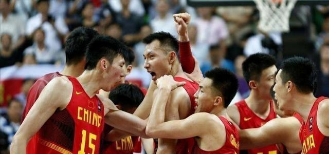 中国男篮|中国男篮水平下降的根源！CBA一数据全球倒数第1，球星们该反思了
