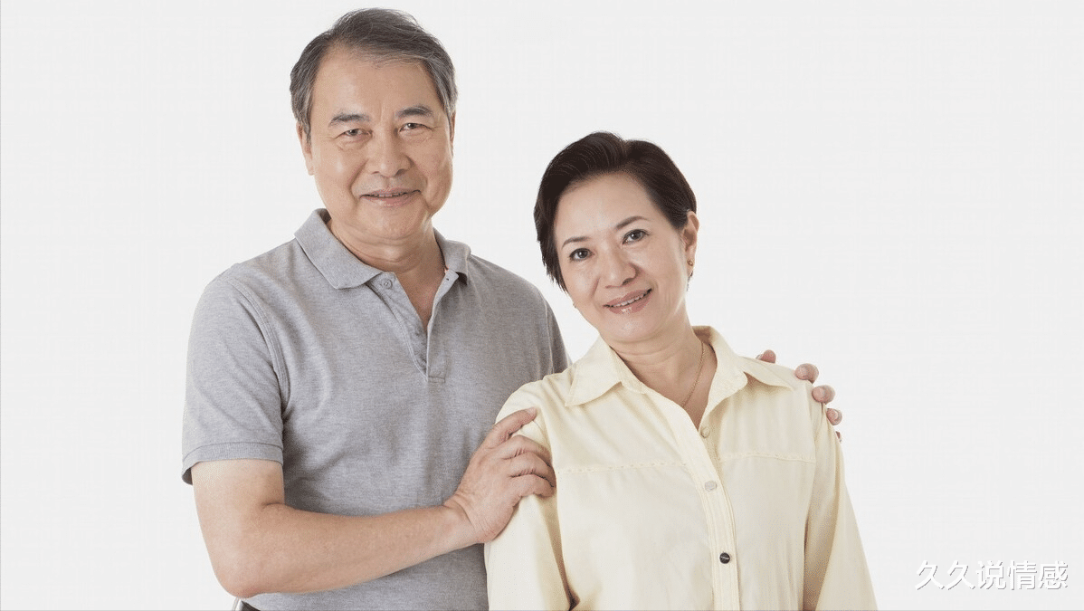 久久说情感|和舞伴搭伙半年后，67岁老人：她不可理喻，女人：这是你的责任