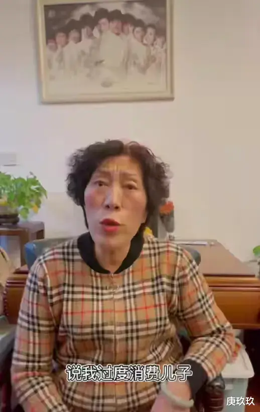 乔任梁|乔任梁走了，网友：他的父母天天吃鲍鱼龙虾山珍海味，怎么吃得下？