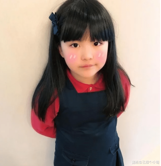 王诗龄|11岁王诗龄身高1米7，每月伙食费7万块钱，网友：李湘钱没白花