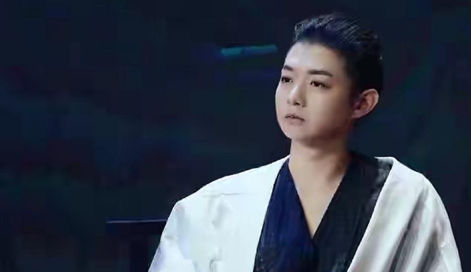 霍尊|霍尊与女友分手，说出四个字，网友知道他们九年的情感已灰飞烟灭