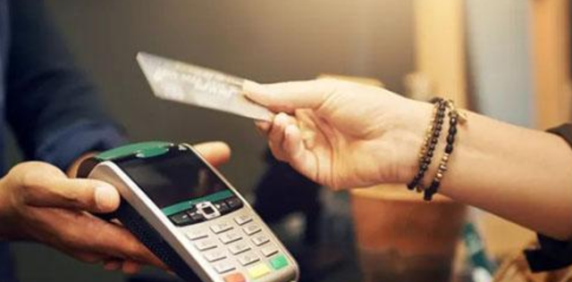 信用卡|信用卡使用乱象需改变，银行监管升级，与许多持卡人有关