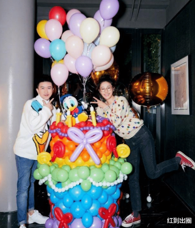 张大大|张大大玩密室庆31岁生日,baby素颜现身捧场,多位网红前来祝贺