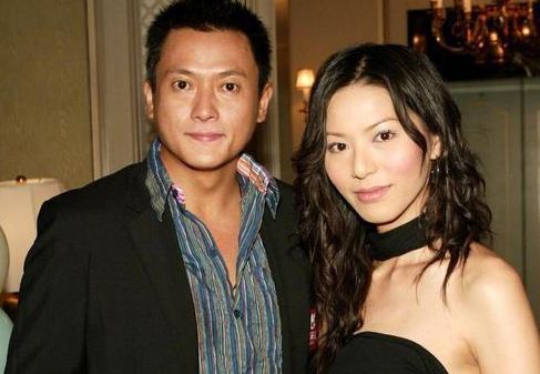 魏骏杰|他为娶19岁女学生，抛弃相恋9年的女友，今50多岁发福严重成路人