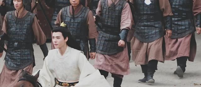 腾讯|22年9位古装美男来袭：肖战、杨洋、龚俊等领衔，腾讯优酷要对垒