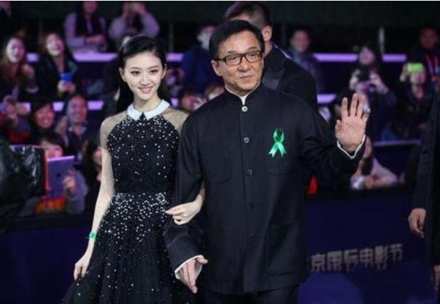 景甜|出道15年，半个娱乐圈都没捧红她，却被这一个“穷”剧组捧红了