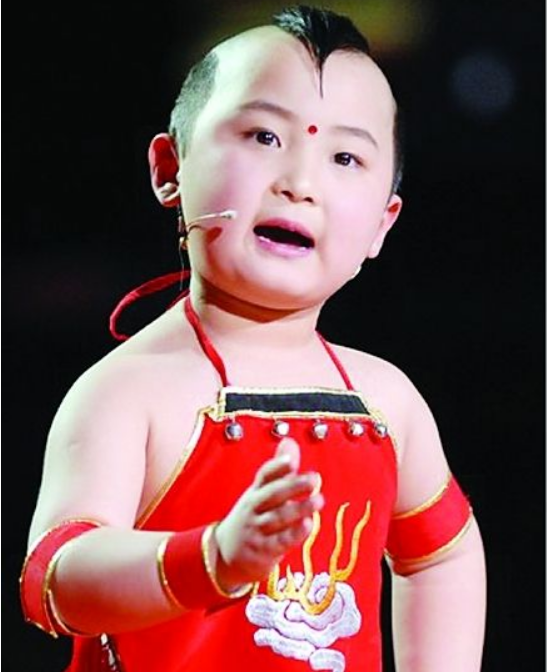 童星|被当成摇钱树的童星，邓鸣贺去世时仅9岁，纪宝如却被家人囚禁