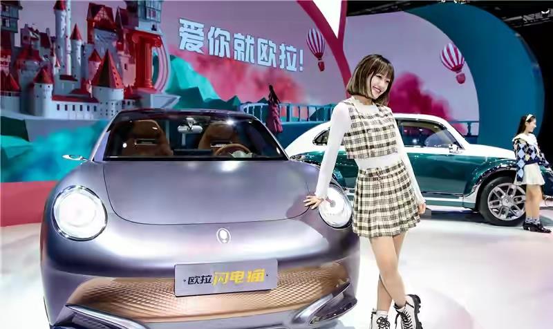 装记 欧拉闪电猫又要火了，预售5天订单破3万，仅20万就有百万档次