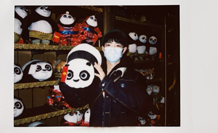 宋智雅|肖战压箱底照片好青涩，粉丝表示：想看战战高中时期的箱底照