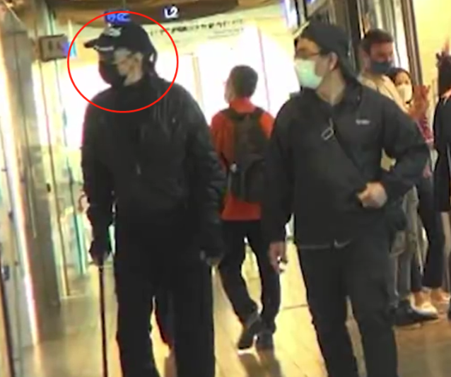 谢贤|85岁谢贤身体引担忧，出行靠人搀扶？让人深感到意外，又在情理之中