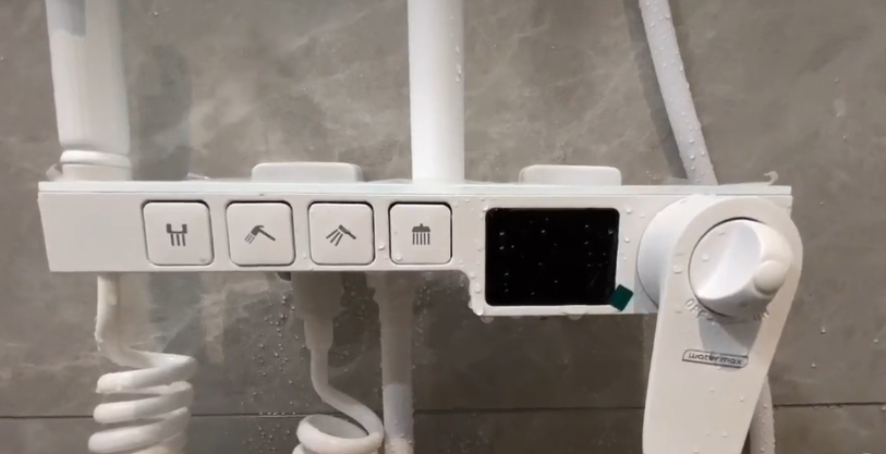 浴室花洒怎么选八选八不选。