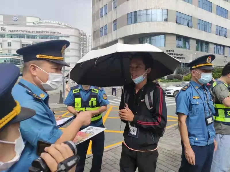 疯狂的地推大战:深圳大力查处网约车平台