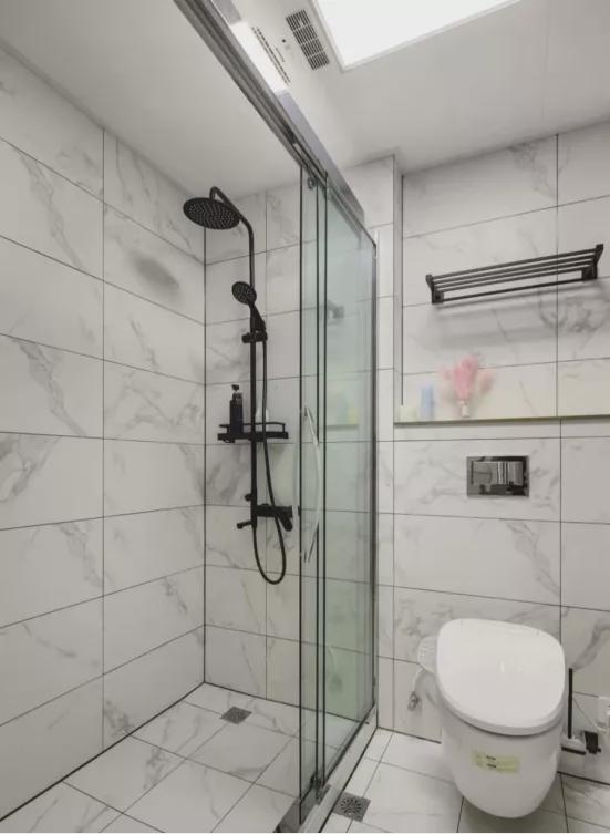 91㎡现代两室风格装修,墙内做收纳,空灵雅致的氛围真心迷人!