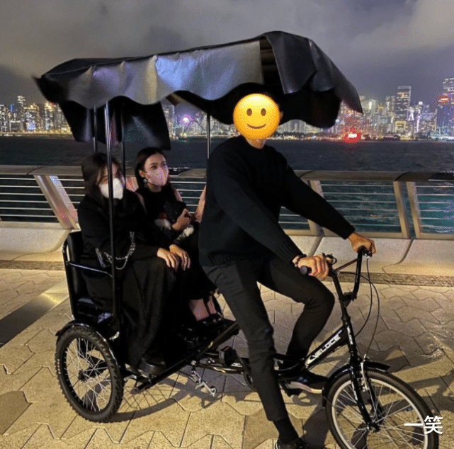 金蚕丝雨|甘比罕见与大女儿公开露面，13岁刘秀桦亭亭玉立，气质像极了妈妈