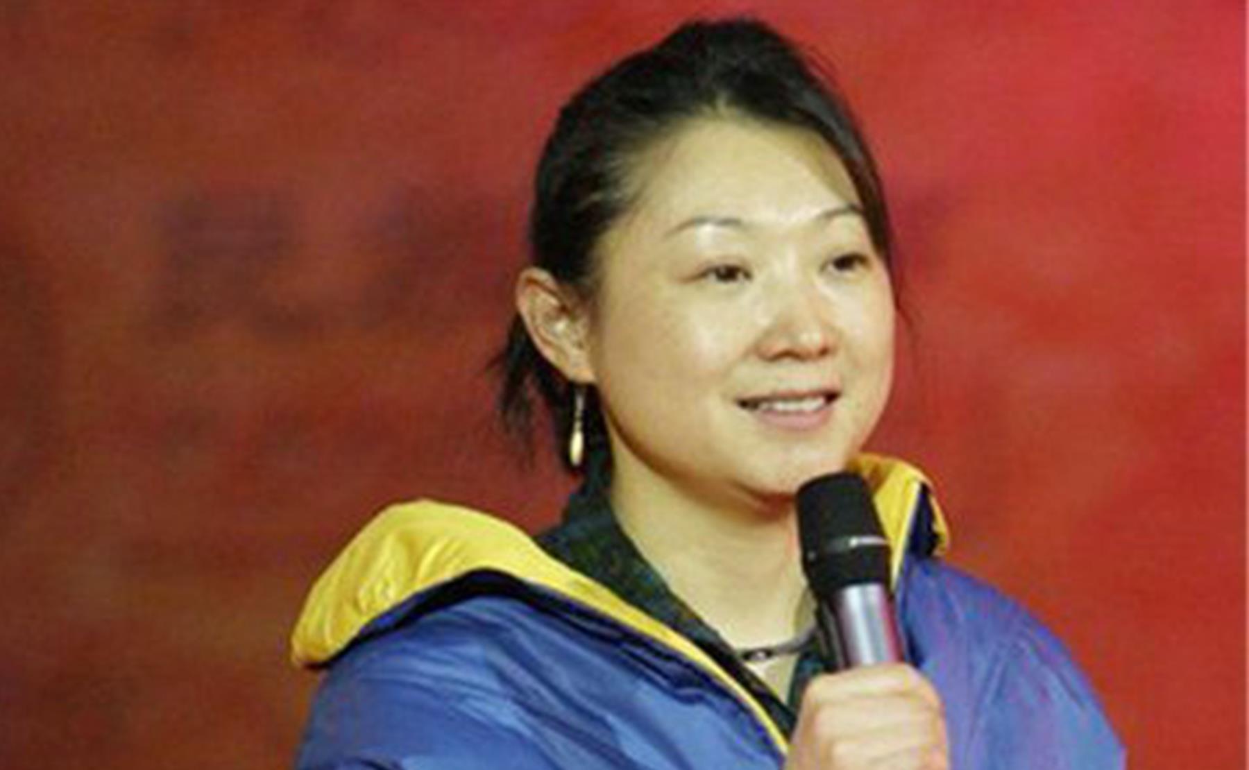 钱琳琳|央视主持钱琳琳:二婚带娃嫁小6岁影帝,丁克15年,现状如何?