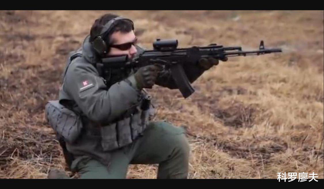 印度|简直废物点心，印度3年前急购70万支AK步枪，现在一支也没造出来