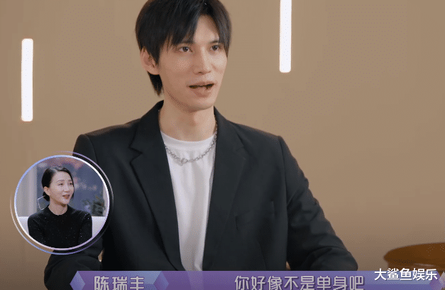 周扬青|《女儿们的恋爱》周扬青属实让人佩服，前脚跟罗昊分手，后脚又去跟新的男嘉宾相亲