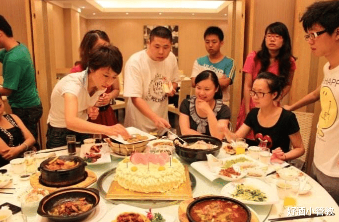 |白酒瓶身只要有“2个号”，再便宜也别碰，是“勾兑酒”没跑了