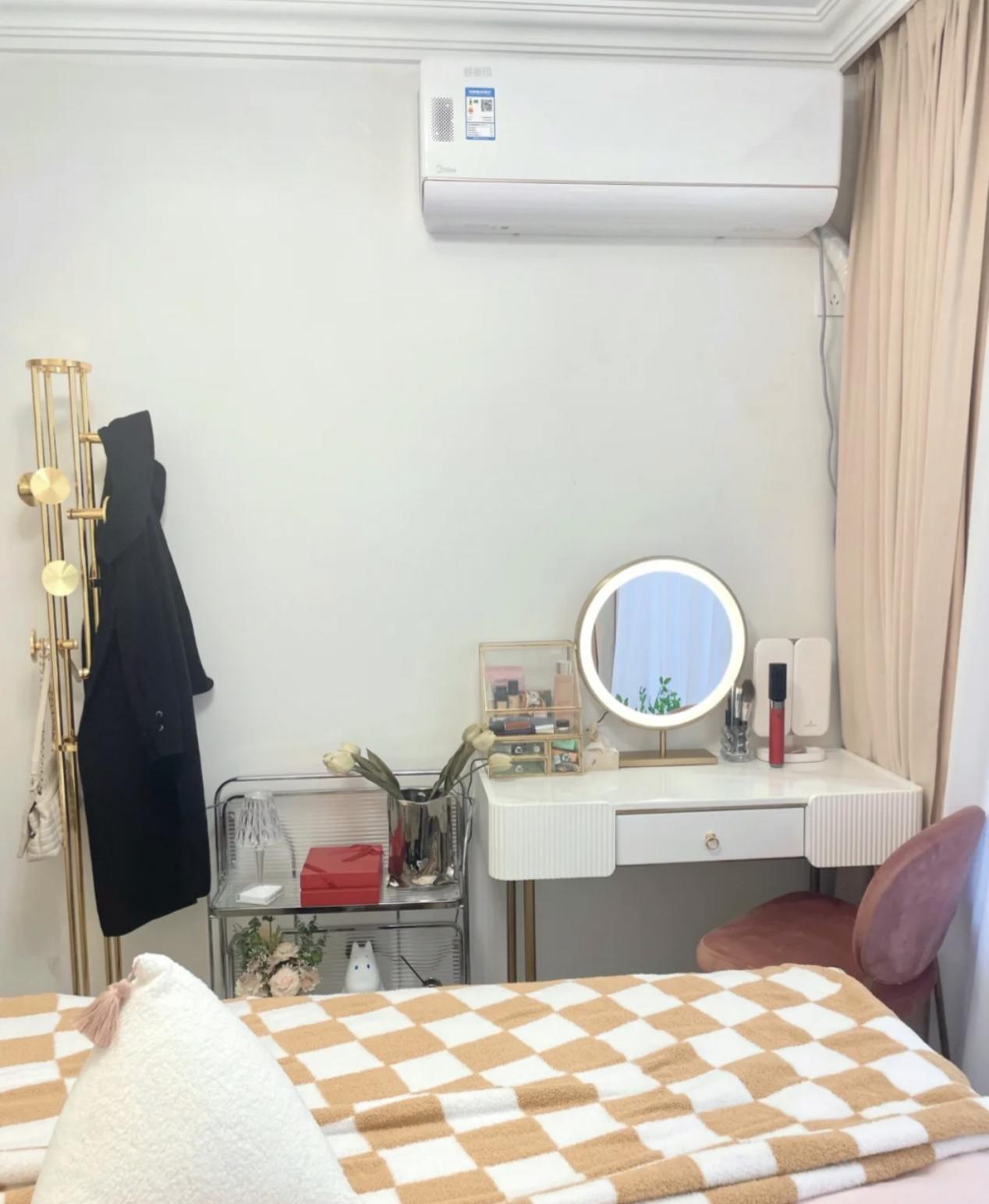 交房后历经四个月完成装修,独自设计只花费14w,亲戚朋友都说好