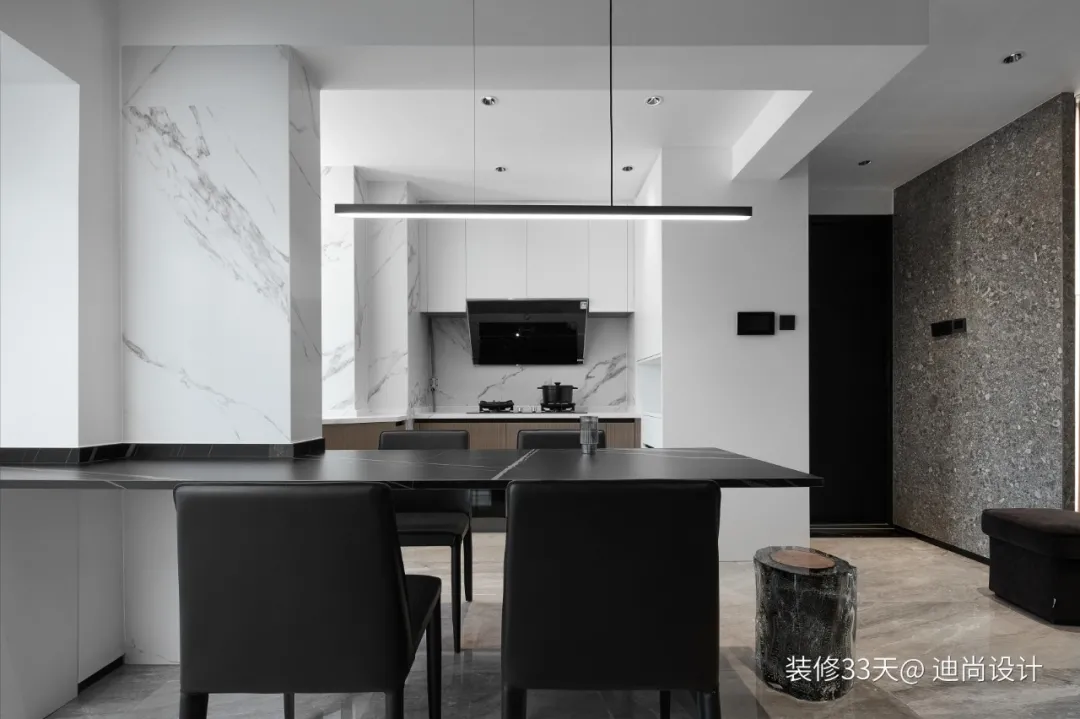 装修设计：现代简约高级三室，二孩之家三代同堂