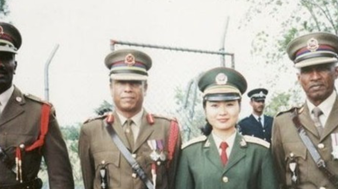 大国将令 巾帼不让须眉，霸王花雷敏16岁入特警队，创下57秒爬5层楼的纪录