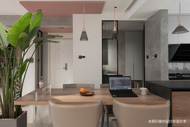 |未来科技与梦幻极光，完美碰撞的火花