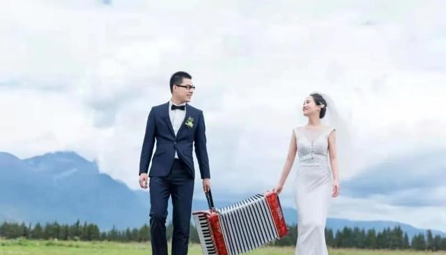 白的漫 今天,我们拍下了鹿邑消防队,不为人知的另一面!