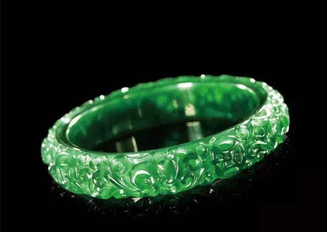 翡翠|对于玉石的解读，你都听过哪些商业话术？