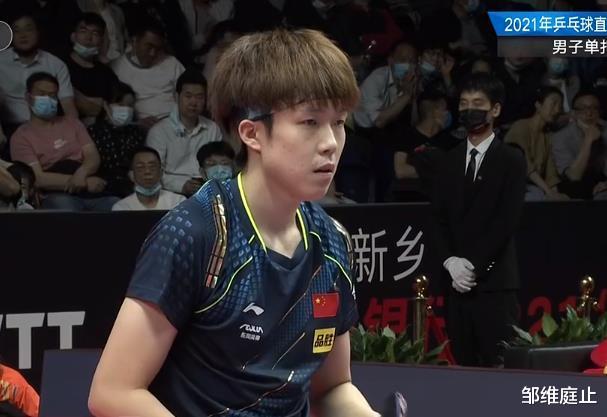 樊振東|連追6分！王楚欽大反轉(zhuǎn)樊振東！后者返回更衣室換球衣，太緊張了！