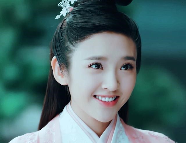 甄嬛传|甄嬛传10年后女演员现状，胧月公主长成美少女，太后62岁依旧单身