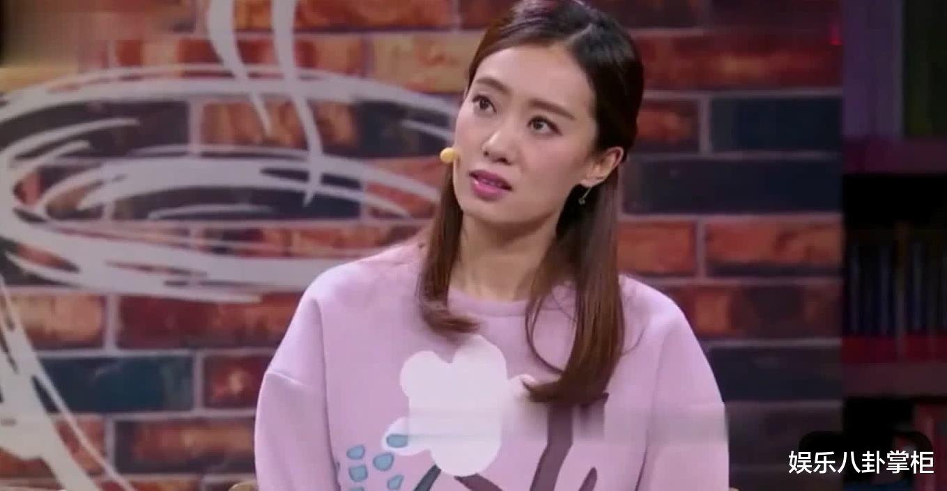 杨洋|张小斐拿影后被群嘲的背后:35岁的喜剧女神,一炮而红却无戏可拍