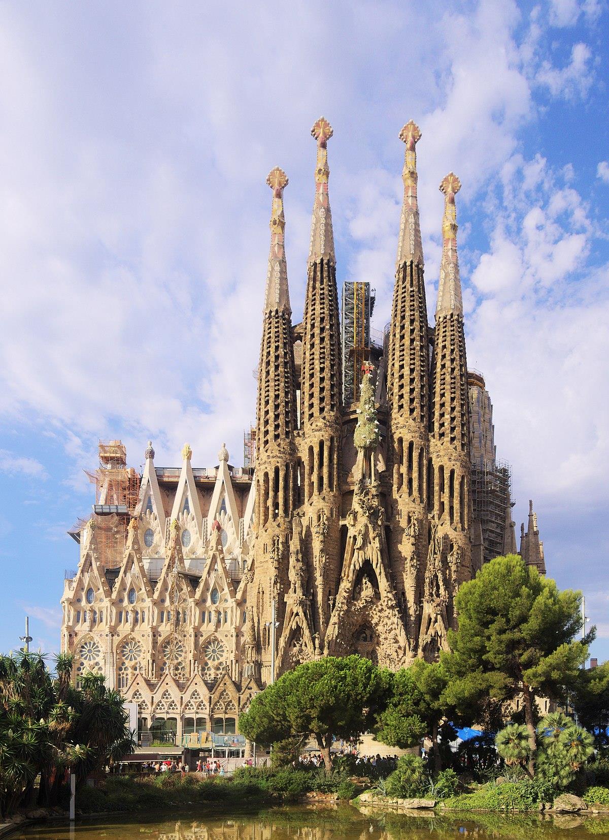 行星秘闻|未来全球最高教堂:花139年建设却还未完工,完工可能还要近10年