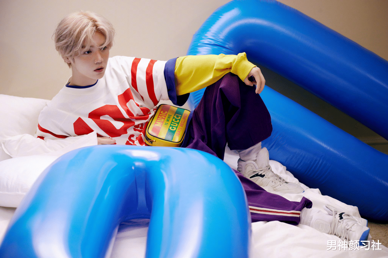 男神颜习社|今天，我们来聊下被嘲讽娘泡、且颜值崩塌的鹿晗衣品到底如何