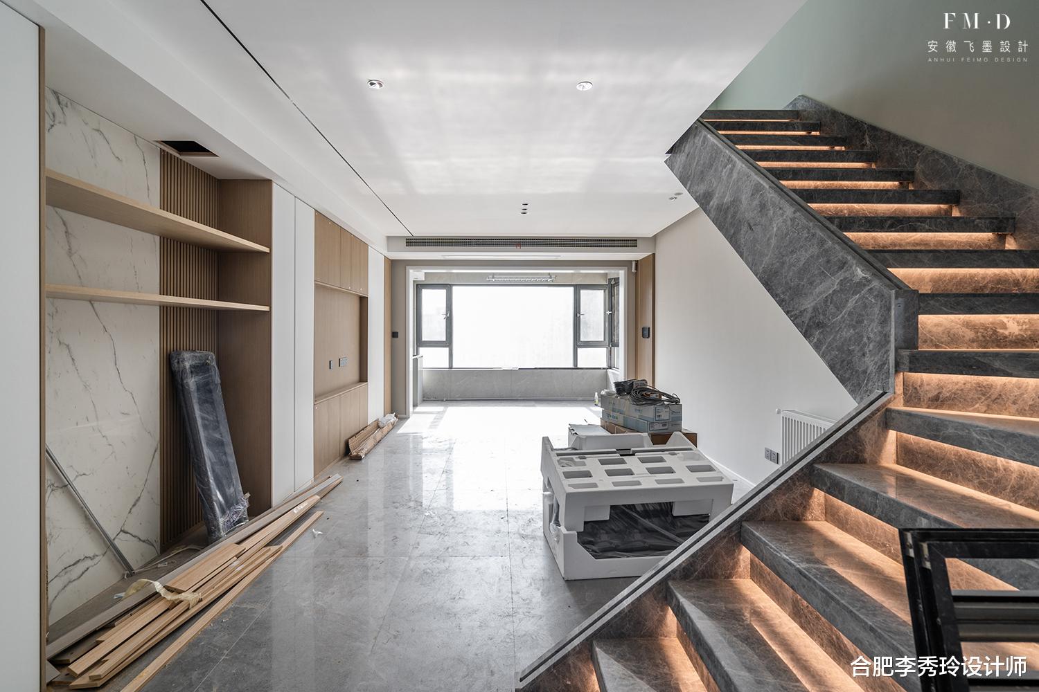 挑空5米8就是优势,“4拆2浇”不唬人,又赚20㎡,是跃层装修榜样