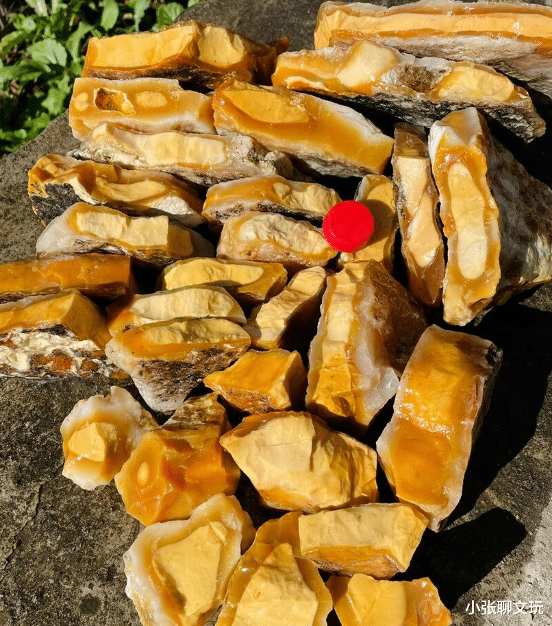 |三种主流文玩产品,原料和成品价格相差很多,感兴趣的玩家可以试一试