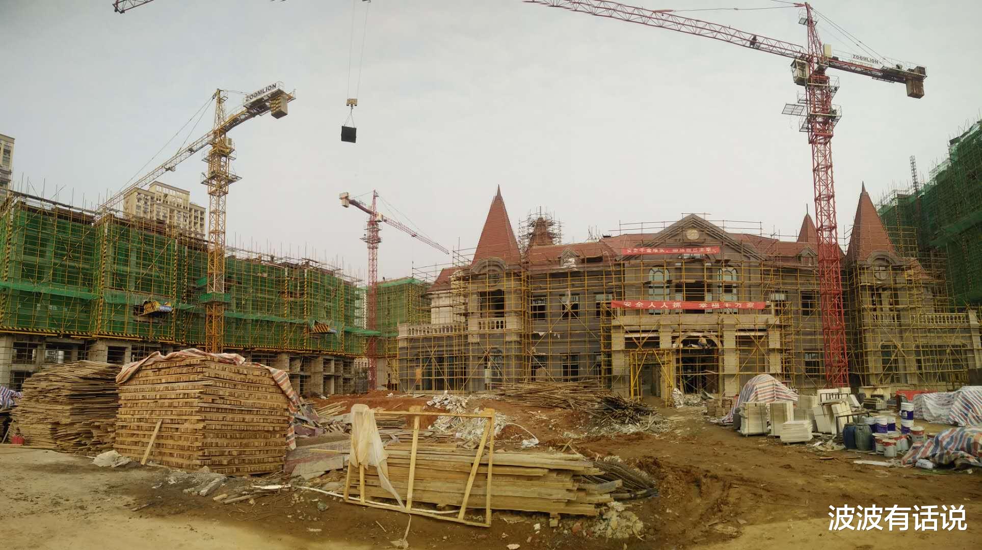 波波有话说 一座烂尾24年高楼,背后隐藏了一个什么样的行业秘密?