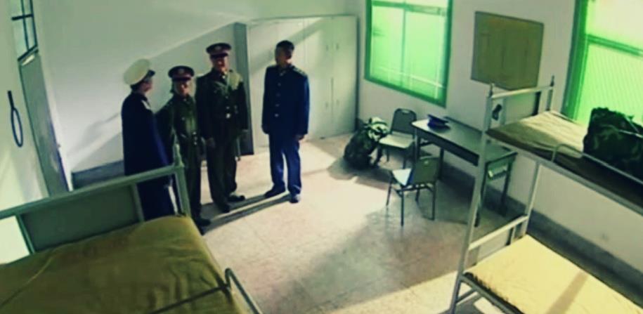 袁朗|《士兵突击》中，袁朗为何却非要开除“27号”？不服管教倒是其次