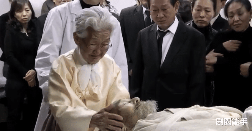 杨紫|第一次在影片中见到，真实的死人面容